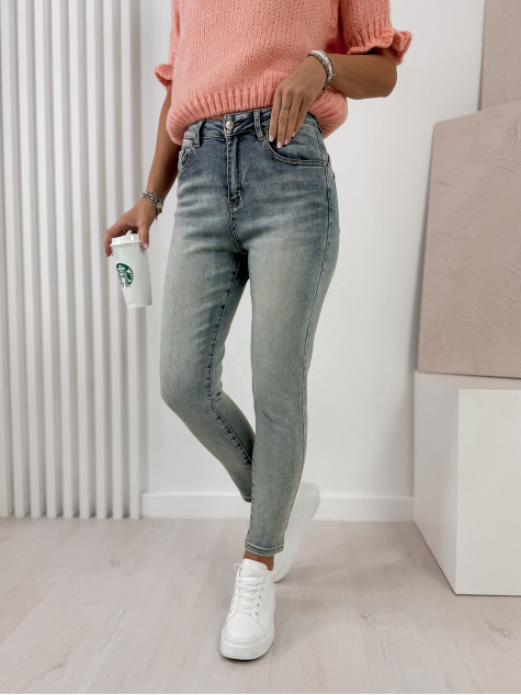 KELNĖS RAELLA JEANS