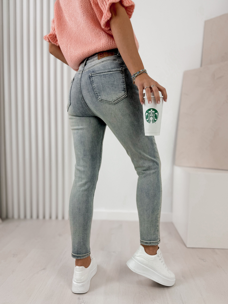 PANTALON JEANS RAELLA