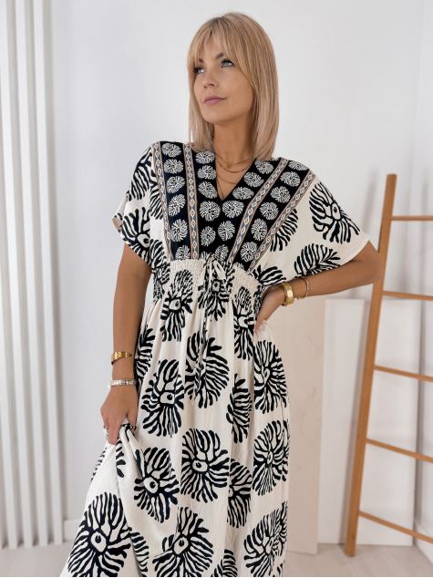 ROCHIE SHAYRA NEAGRA