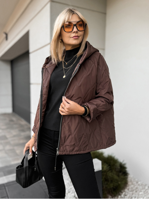 STRIUKĖ ELINOR RUDA