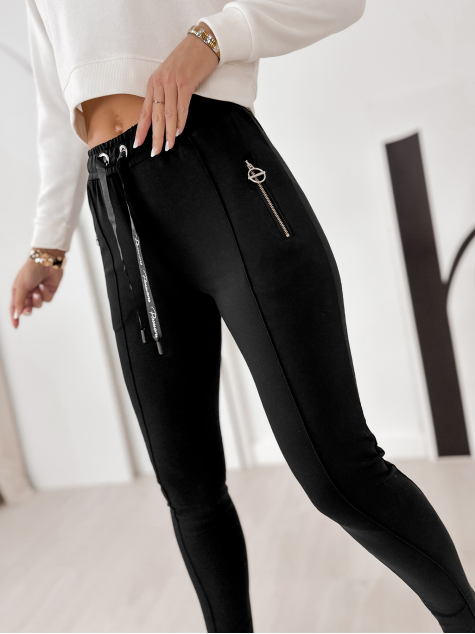 HOSE REGALIA SCHWARZ