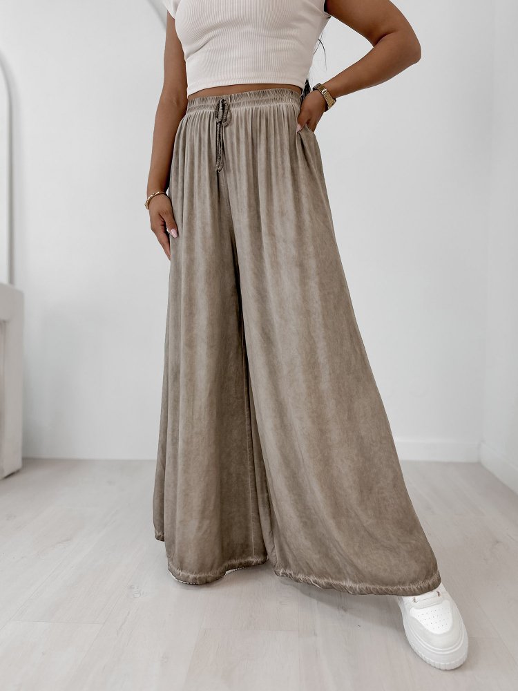 HOSE ARINELE DUNKELBEIGES