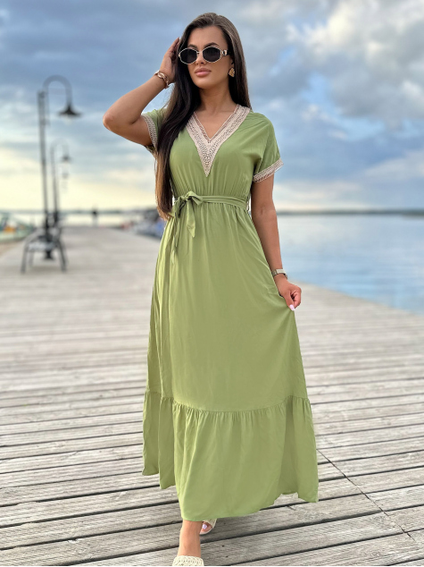 SUKNELĖ BALEY ŽALI