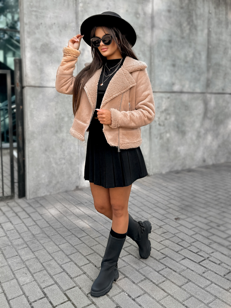 STRIUKĖ CROCKER SHEEPSKIN KARAMELĖS SPALVOS