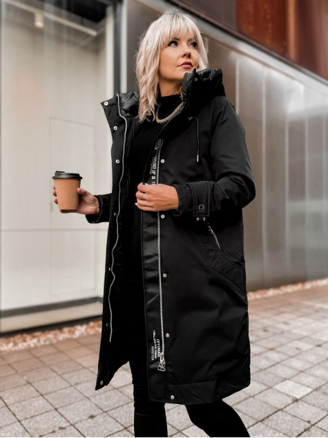 JACKE ADRANNA SCHWARZ