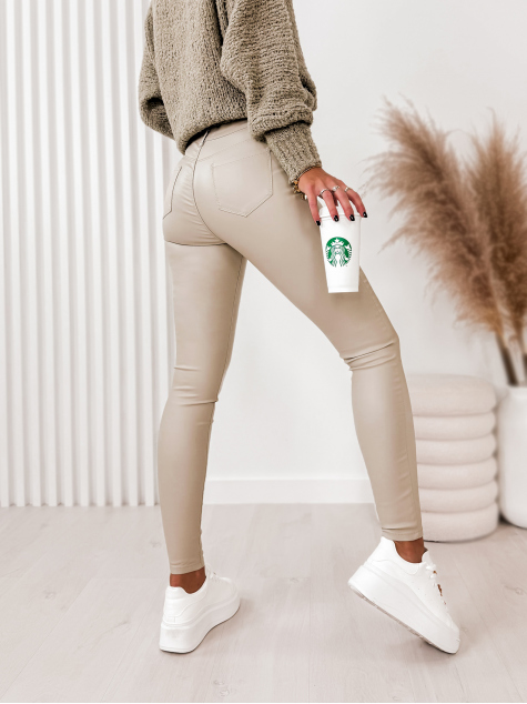 HOSE GLATTLEDER MIT HOHER TAILLE BEIGE